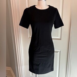 T Tahari Size 2 Judianne Short Sleeve Fitted Black Sheath Dress NWT